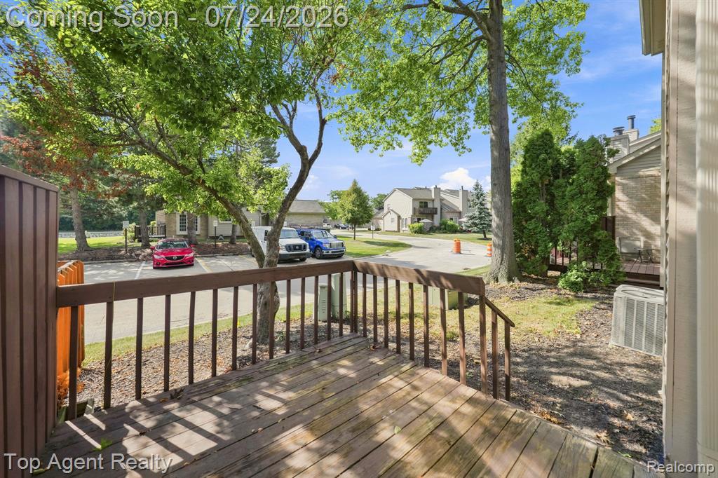 43835 Coachmaker Drive Property Photo 25