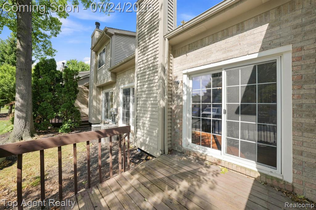 43835 Coachmaker Drive Property Photo 26