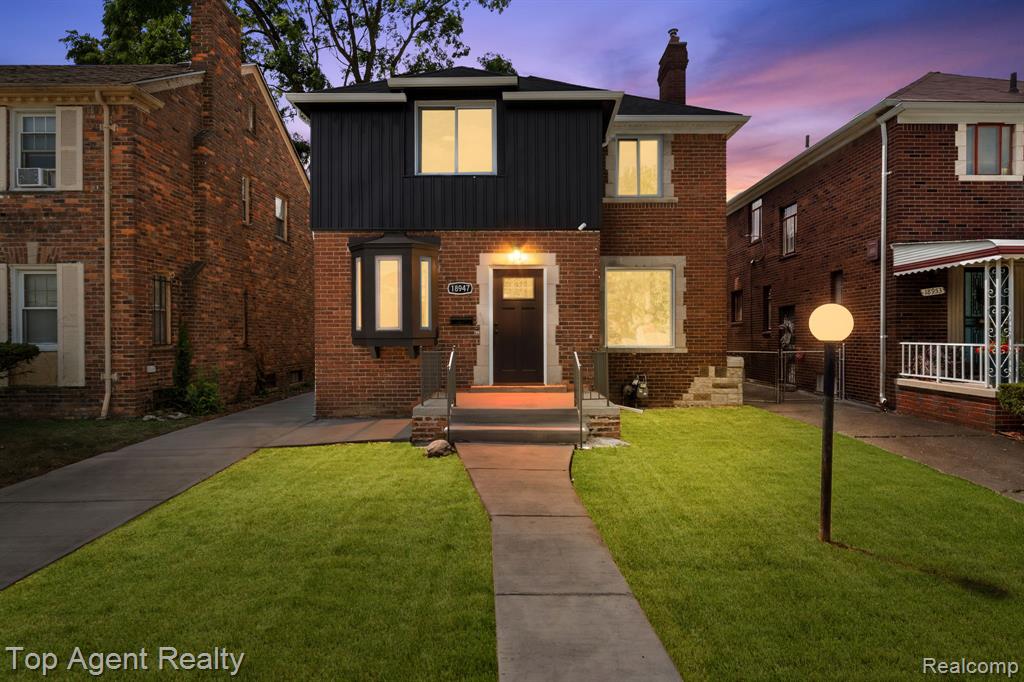 18947 Cherrylawn Street Property Photo 1