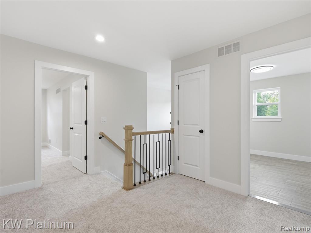 3416 Round Tree Drive Property Photo 28