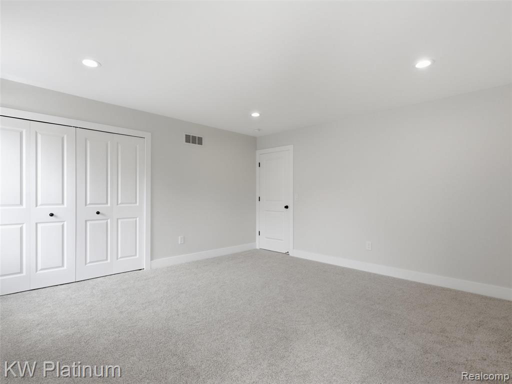 3416 Round Tree Drive Property Photo 34