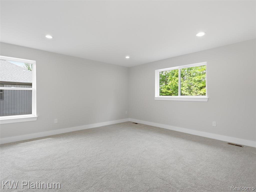 3416 Round Tree Drive Property Photo 35