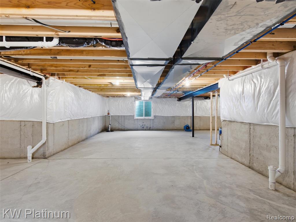 3416 Round Tree Drive Property Photo 42