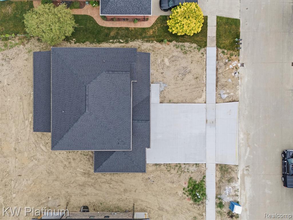 3416 Round Tree Drive Property Photo 48