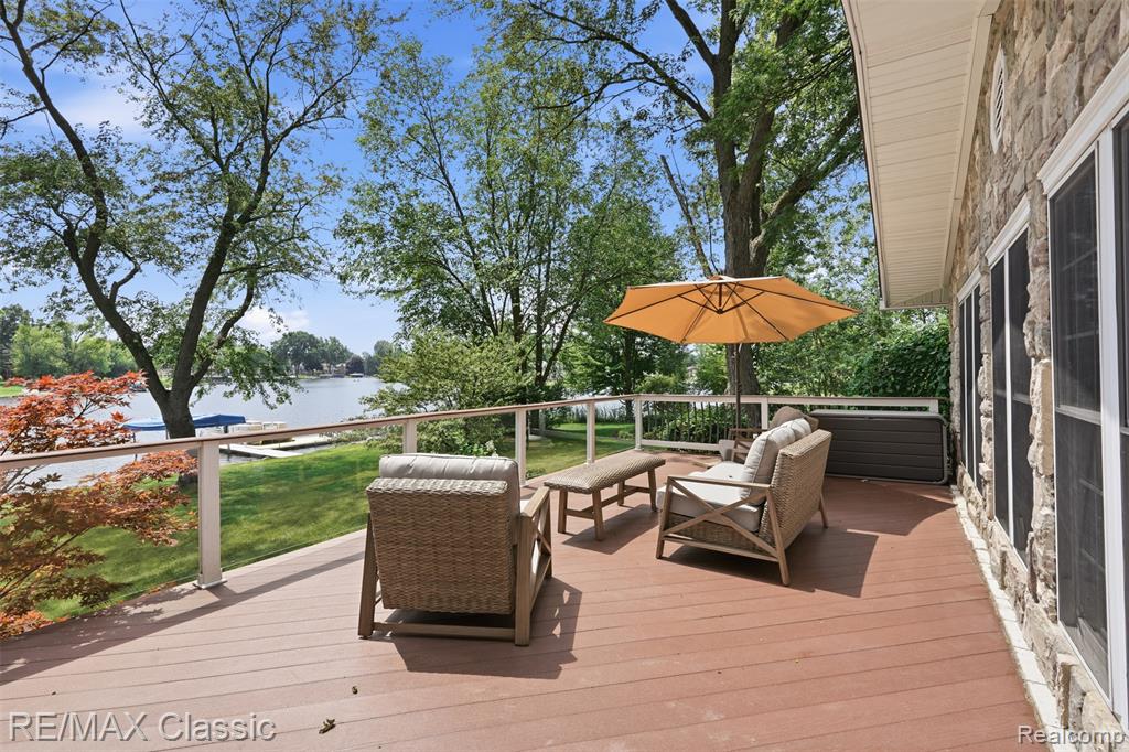 3500 Raftwood Drive Property Photo 2