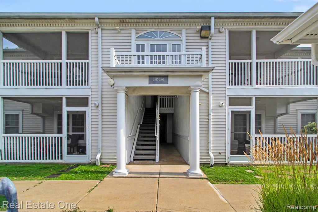 2271 S Main Street Property Photo 1