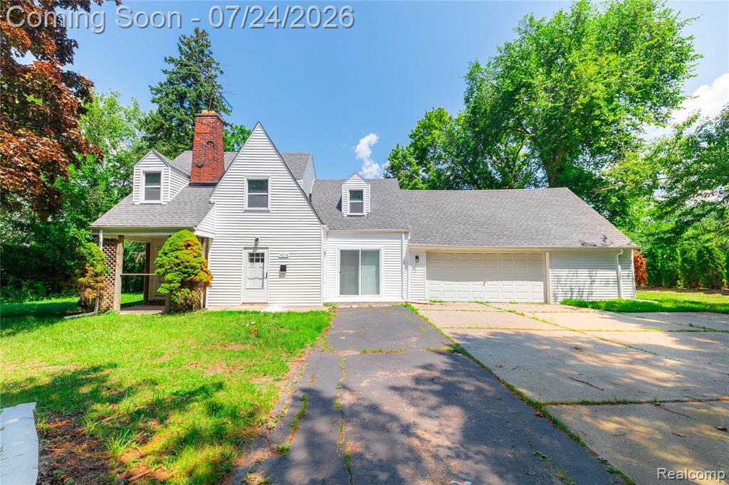 9838 Grosse Ile Parkway Property Photo 1
