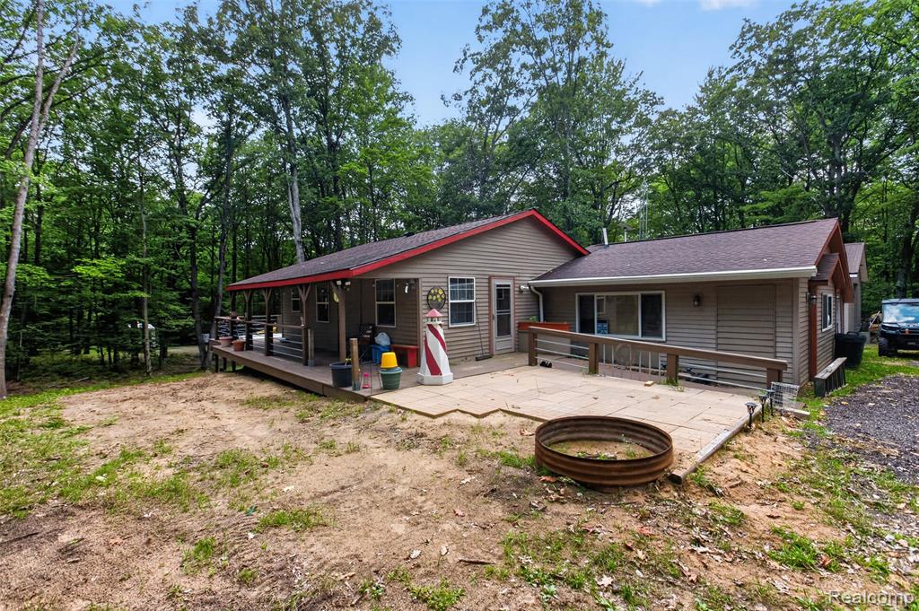 4522 Red Fox Run Property Photo 1