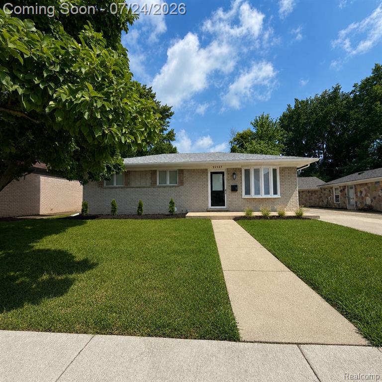 22327 Gordon Road Property Photo 1