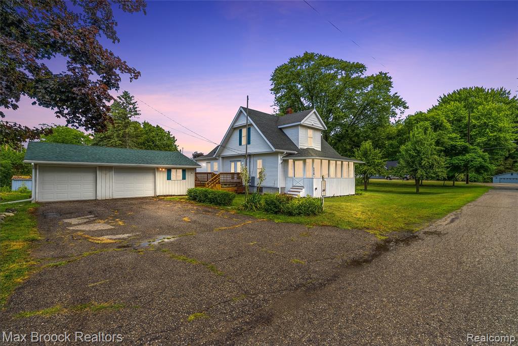 6029 Walnut Street Property Photo 1