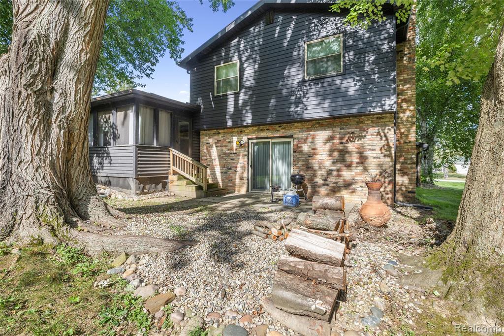 6180 Meyer Avenue Property Photo 33
