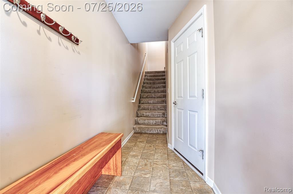 2204 Knotty Pine Trail Property Photo 4