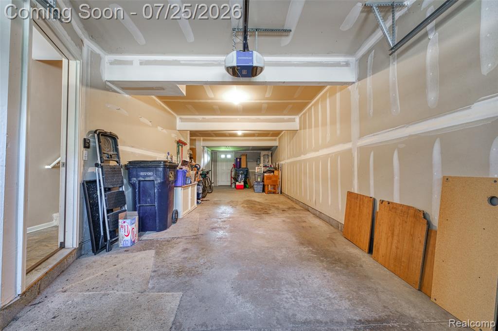 2204 Knotty Pine Trail Property Photo 5
