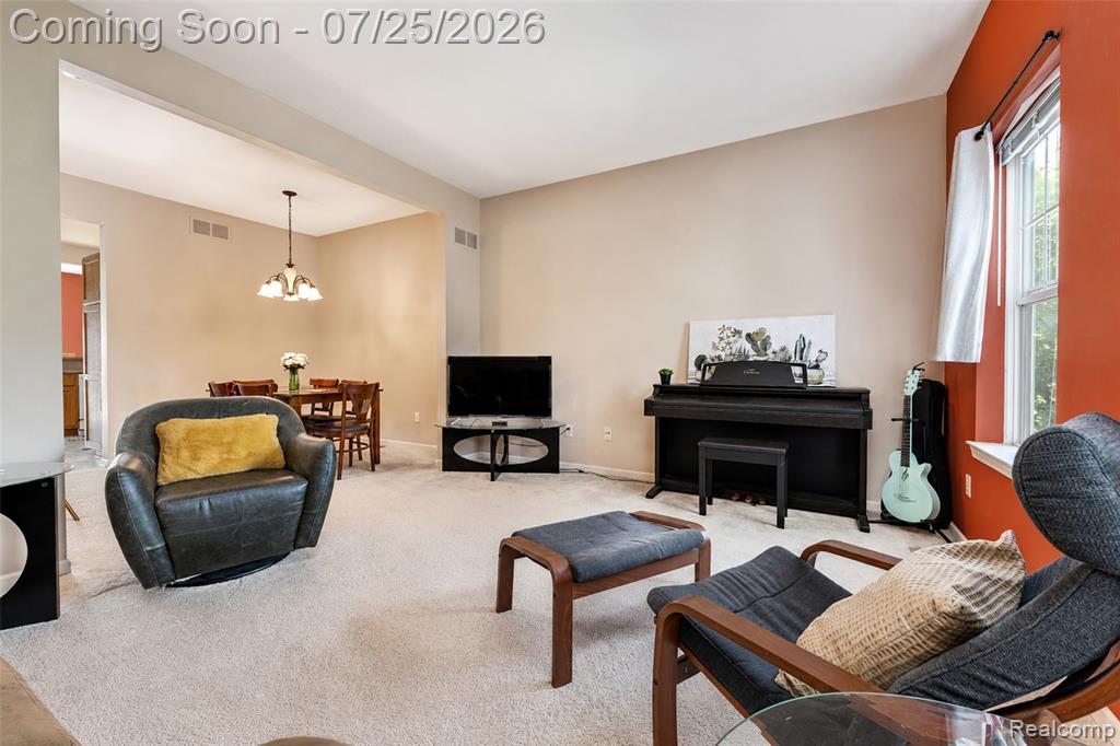 2204 Knotty Pine Trail Property Photo 17