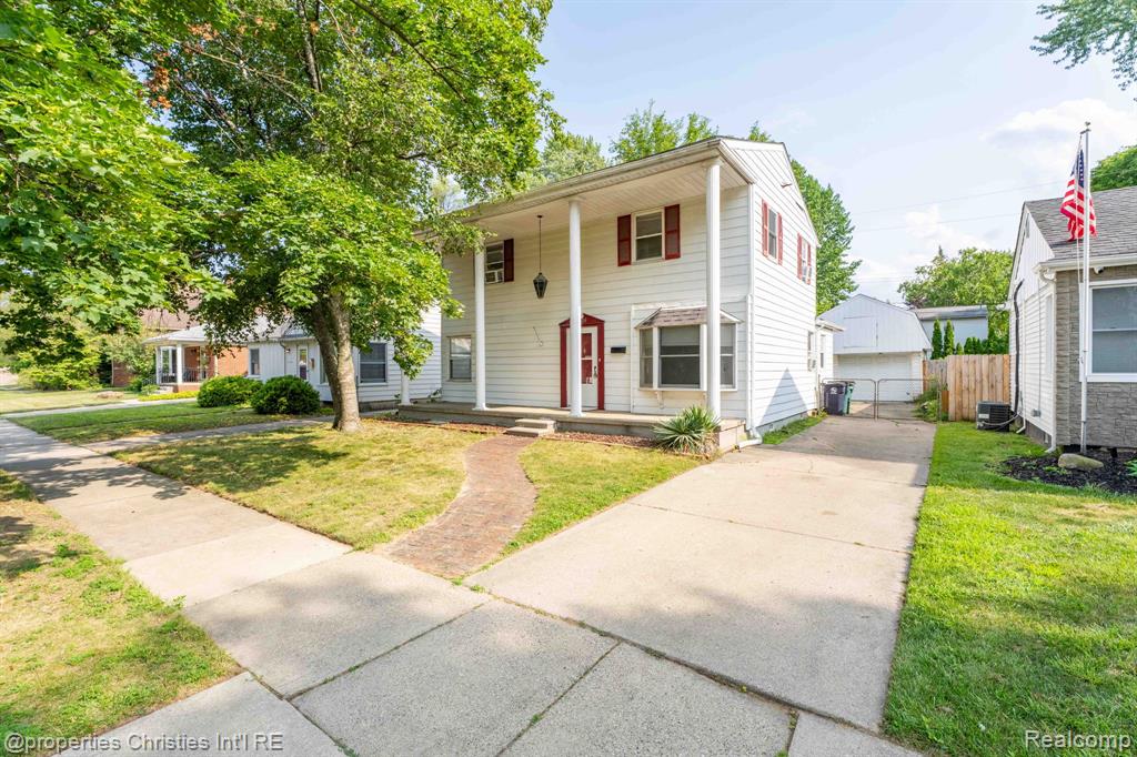 2424 Dallas Avenue Property Photo 1