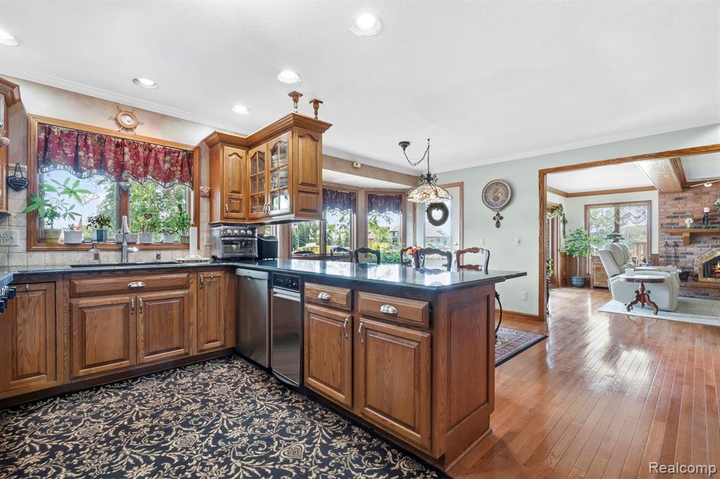 10601 Brodhead Road Property Photo 11