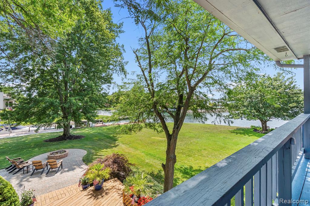 10601 Brodhead Road Property Photo 32