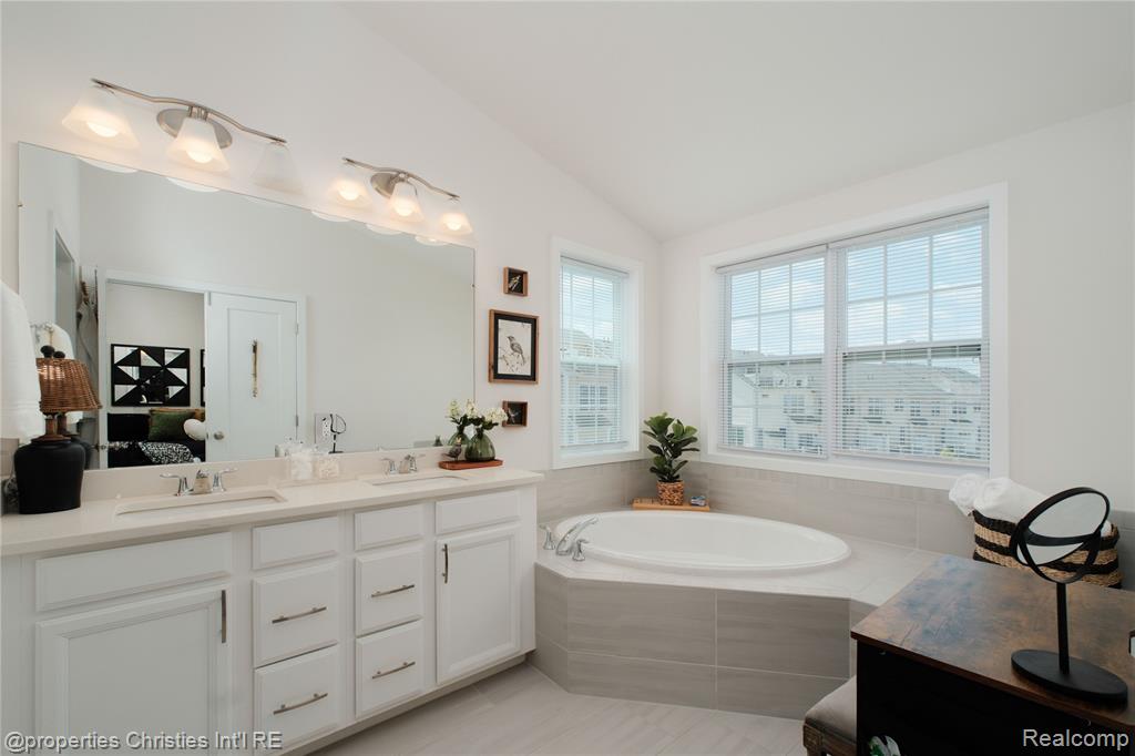 2882 Hardwick Road Property Photo 25