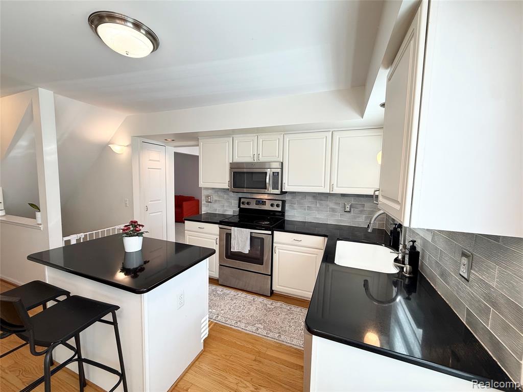 47114 Scarlet Drive Property Photo 14