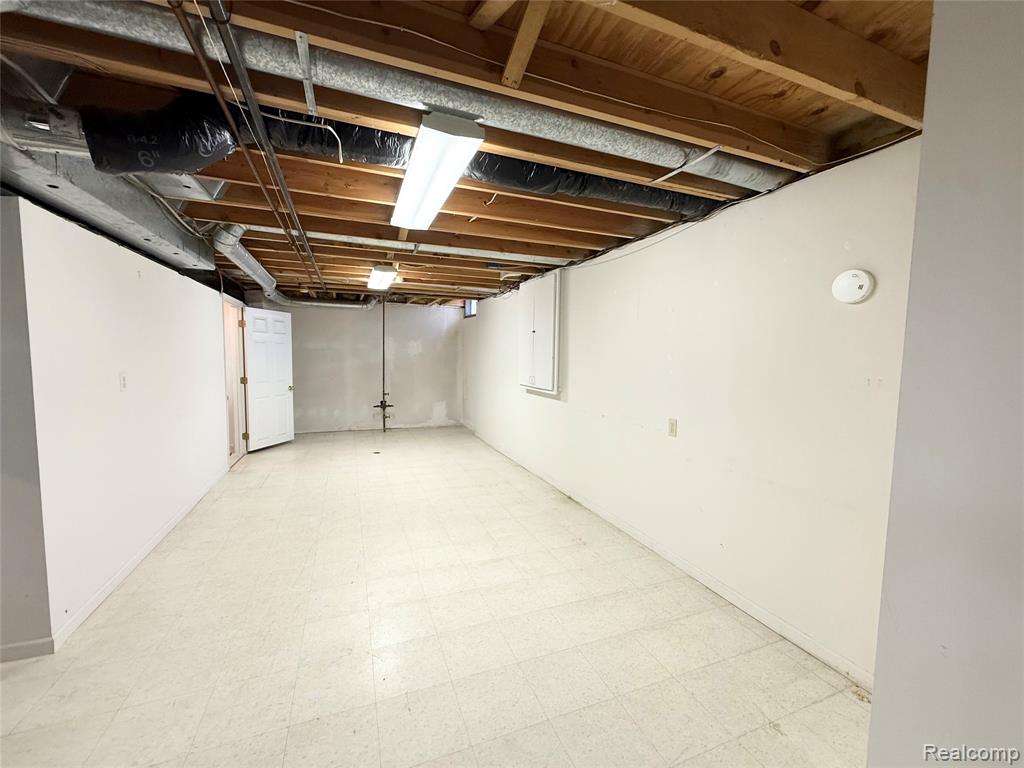 47114 Scarlet Drive Property Photo 36