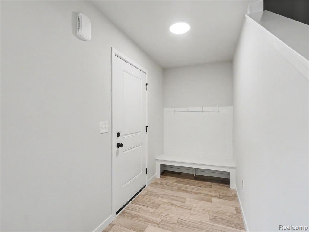 508 Emerald Glen Drive Property Photo 2