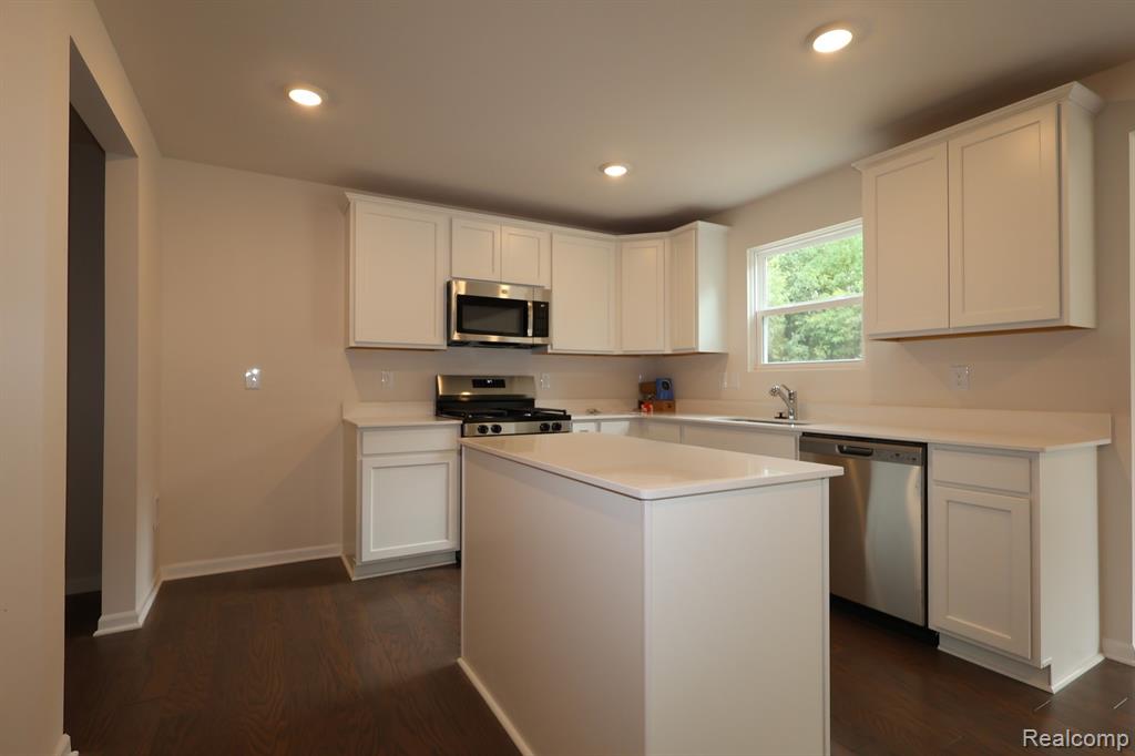 4198 Cedar Lane Property Photo 3