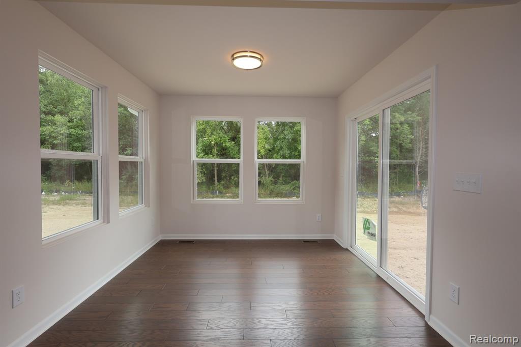 4198 Cedar Lane Property Photo 8