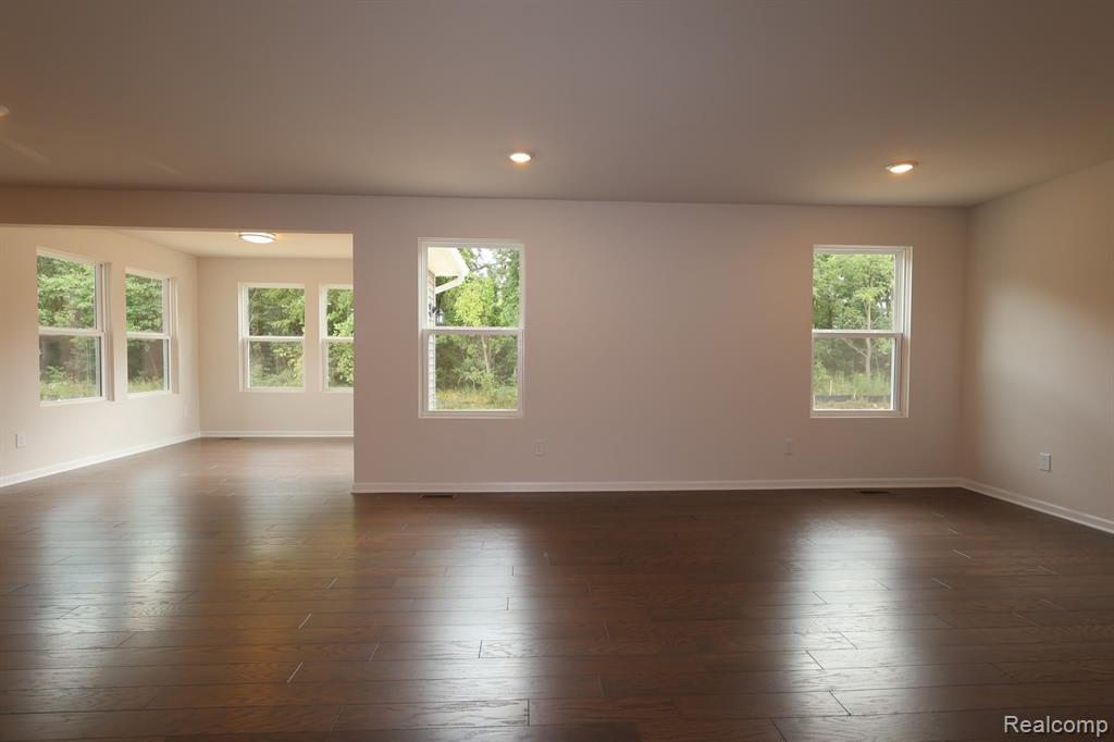 4198 Cedar Lane Property Photo 9