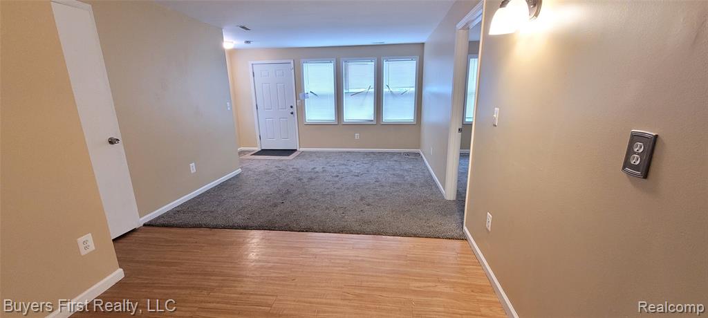 7052 Meadow Avenue Property Photo 9