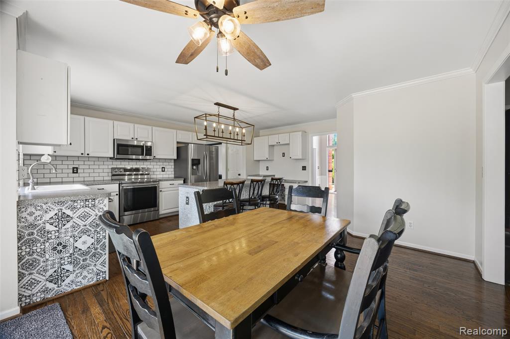 17895 Crystal River Drive Property Photo 12