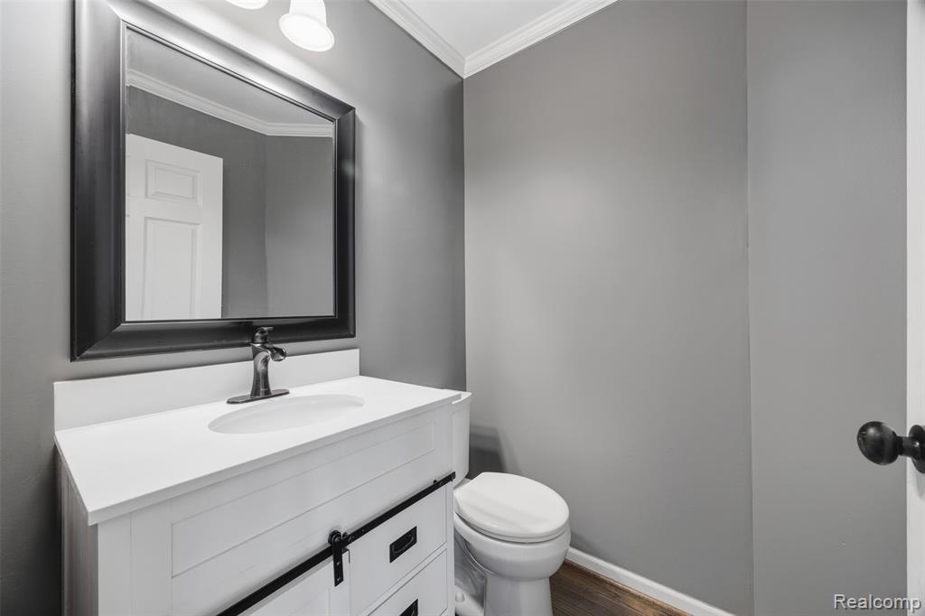 17895 Crystal River Drive Property Photo 19