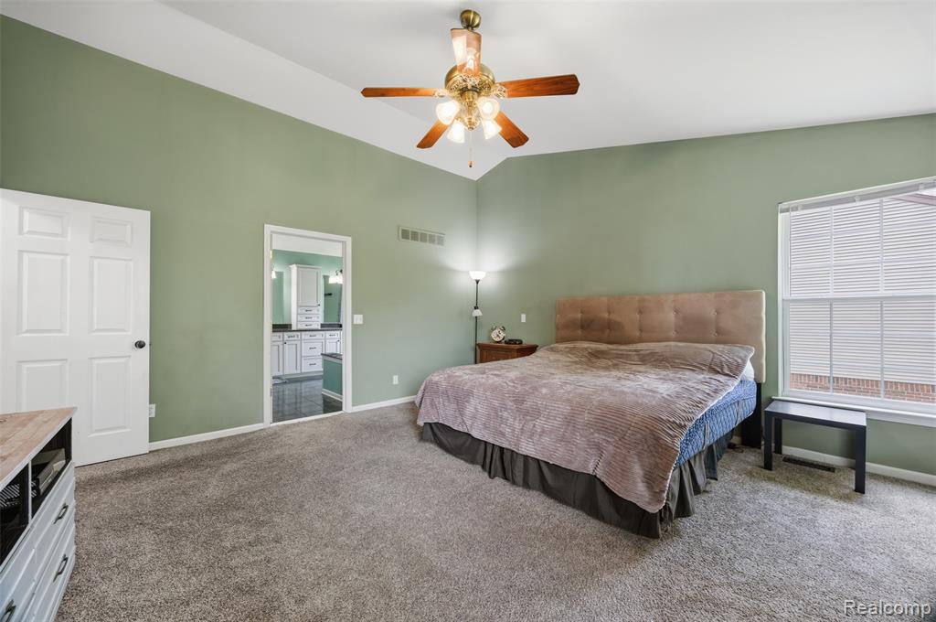17895 Crystal River Drive Property Photo 27