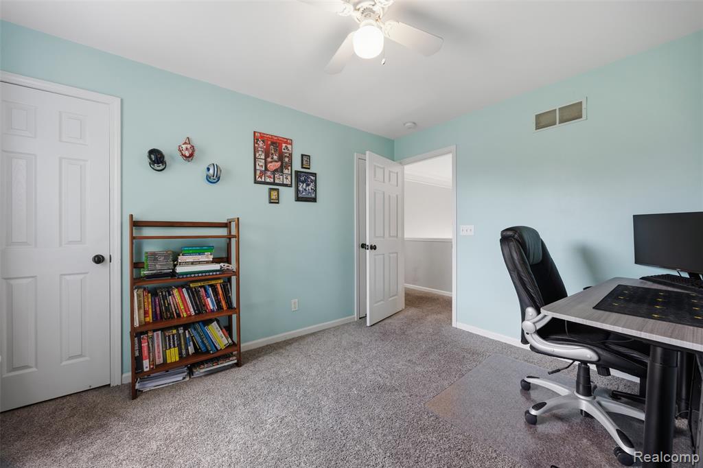 17895 Crystal River Drive Property Photo 40