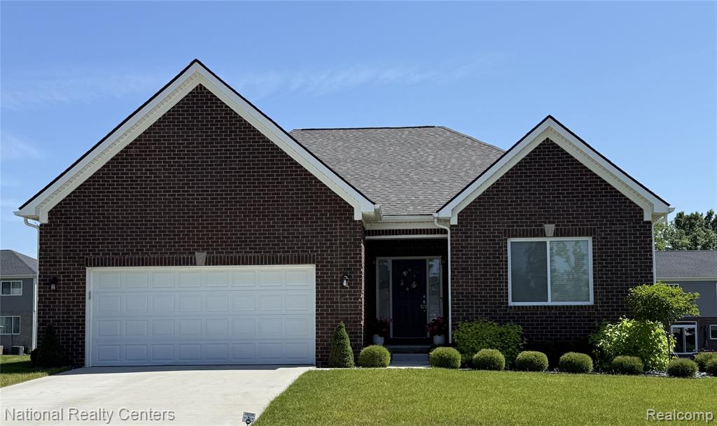 8311 Meadow Creek Drive Property Photo 1