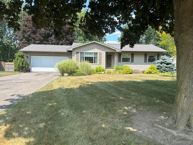 6220 Thorncliff Drive Property Photo 1
