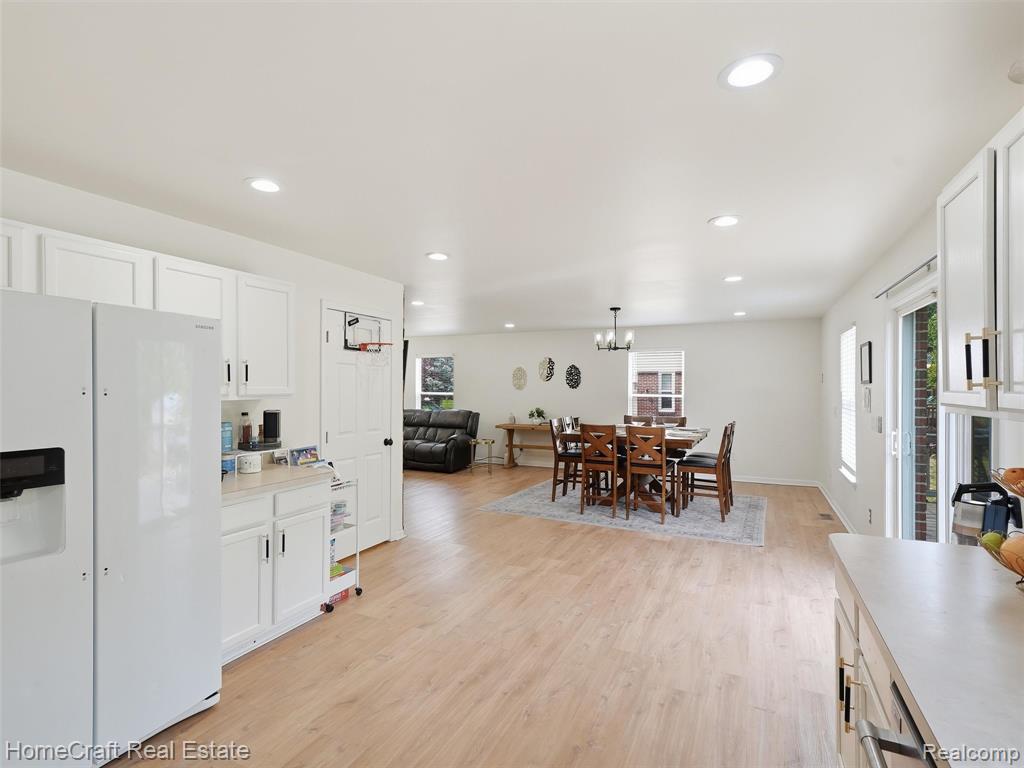 13585 Milton Drive Property Photo 13