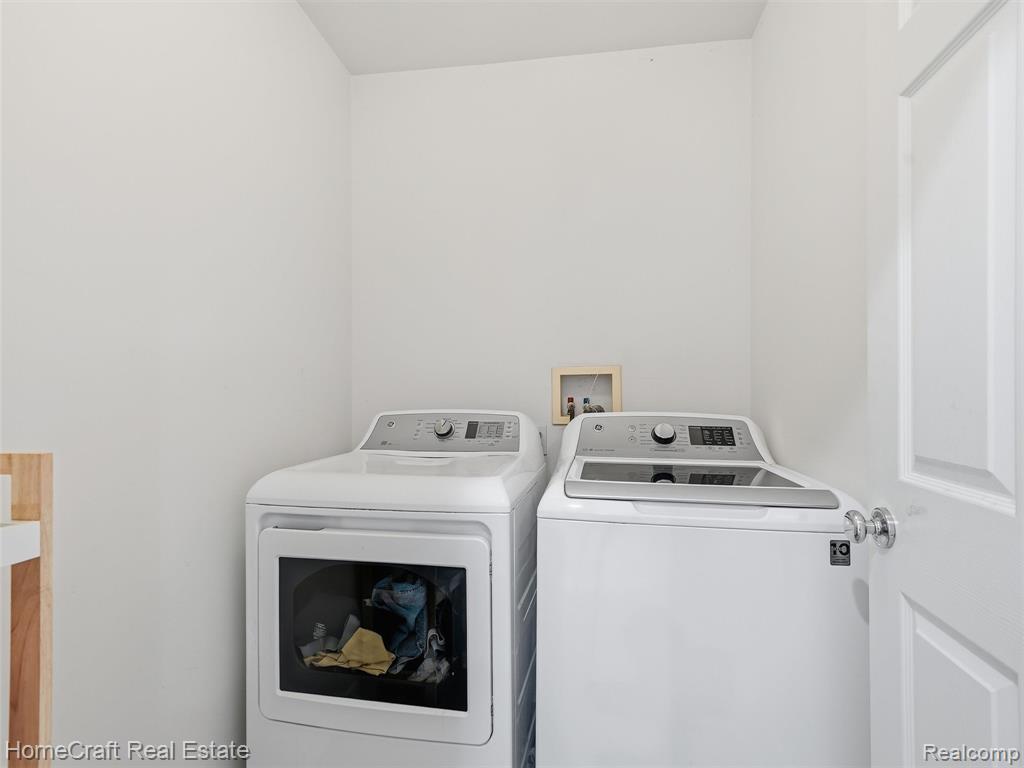 13585 Milton Drive Property Photo 20