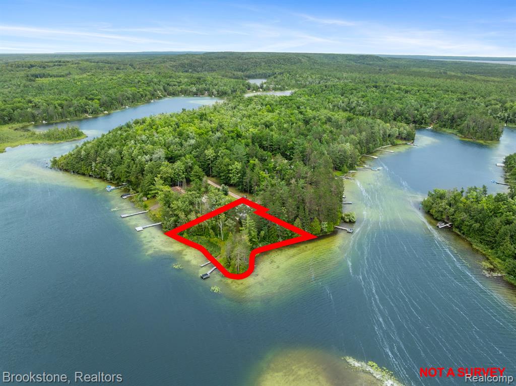 5699 S Smith Road Property Photo 14