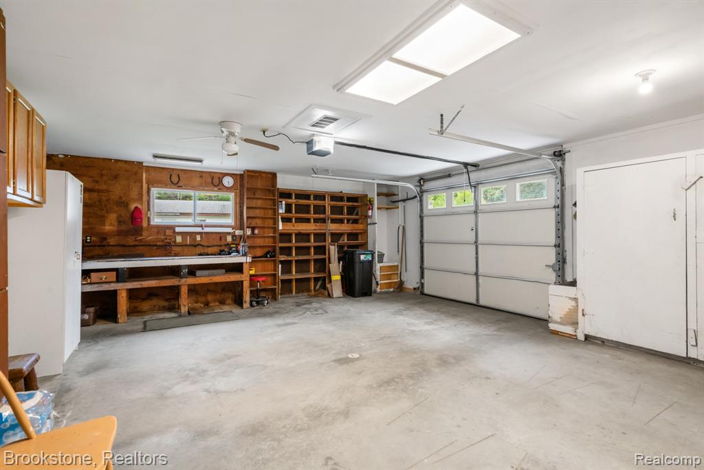 5699 S Smith Road Property Photo 25