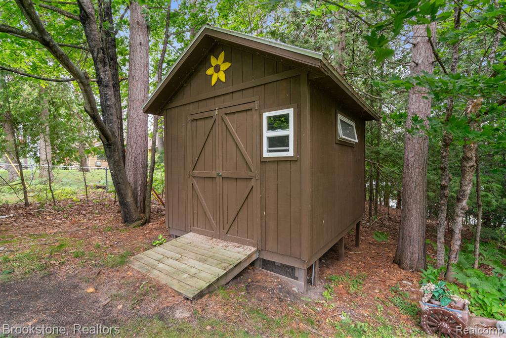 5699 S Smith Road Property Photo 26