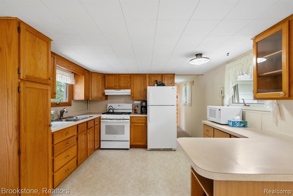 5699 S Smith Road Property Photo 28