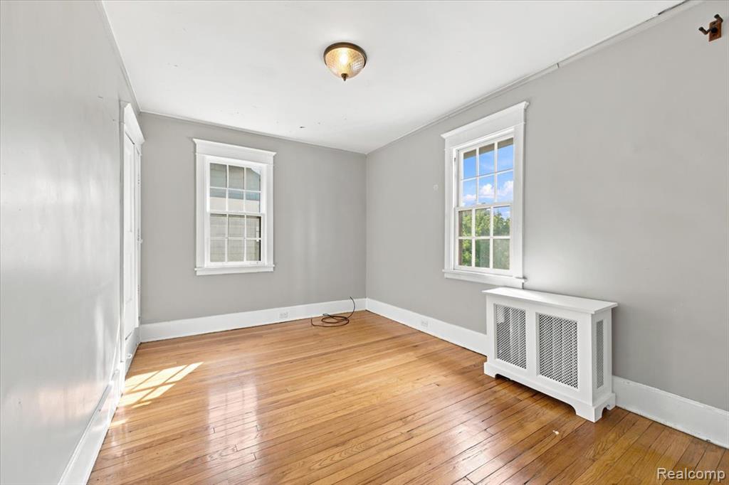 899 Edison Street Property Photo 18