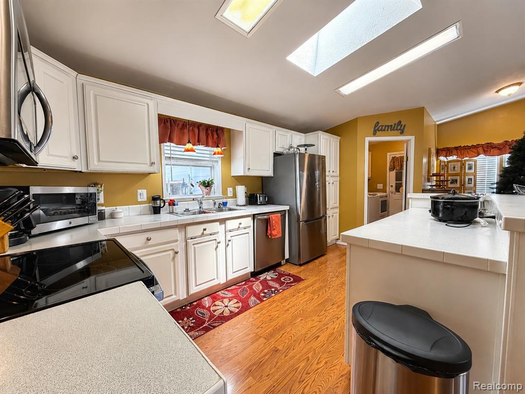 551 Twin Lakes Drive Property Photo 32