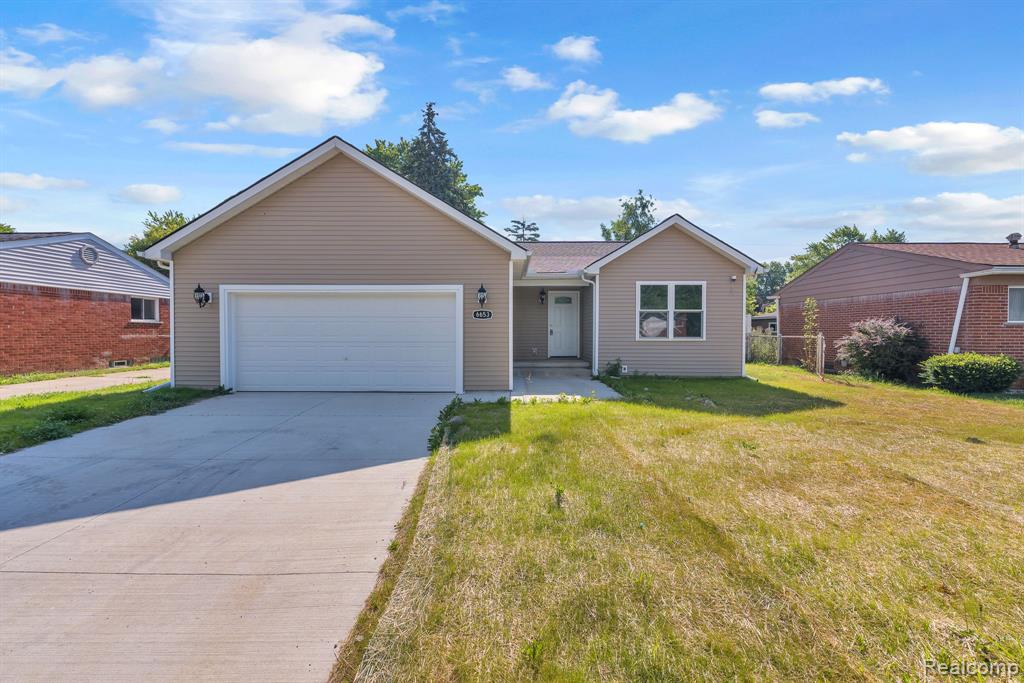 6653 Niagara Street Property Photo 1