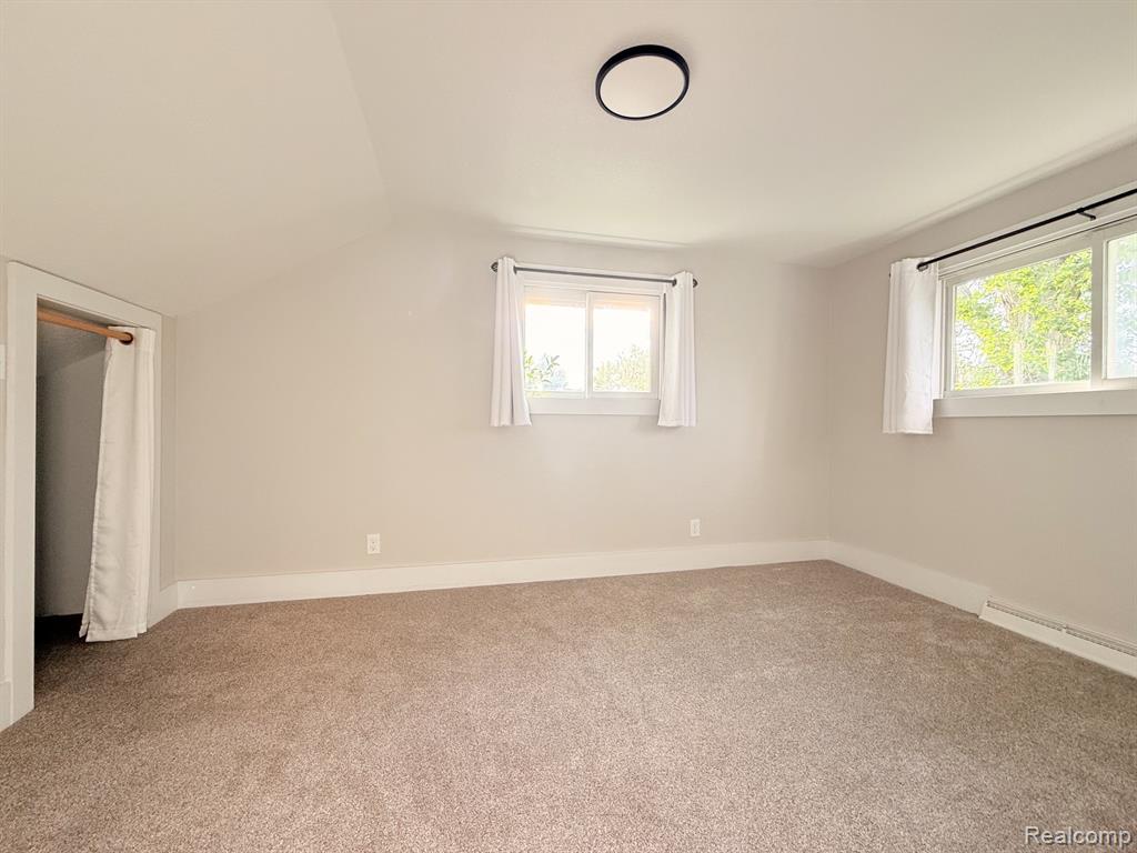 128 W 10th Avenue Property Photo 29