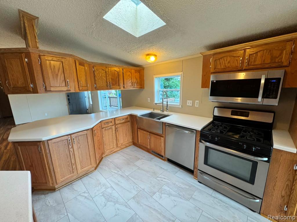 3651 Juniper Street Property Photo 14