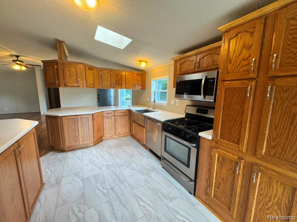 3651 Juniper Street Property Photo 16
