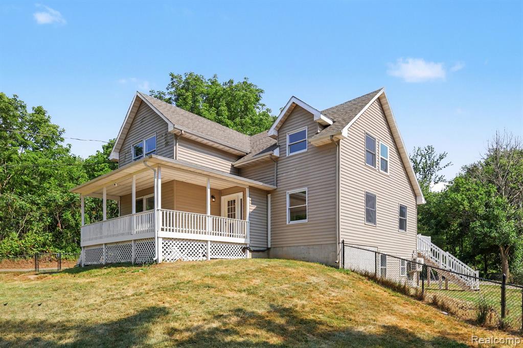1253 Harper Road