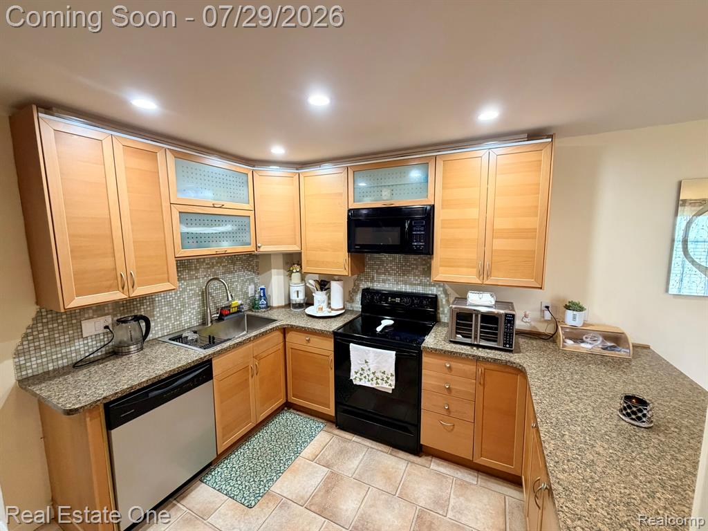 5112 Rock Run Street Property Photo 13