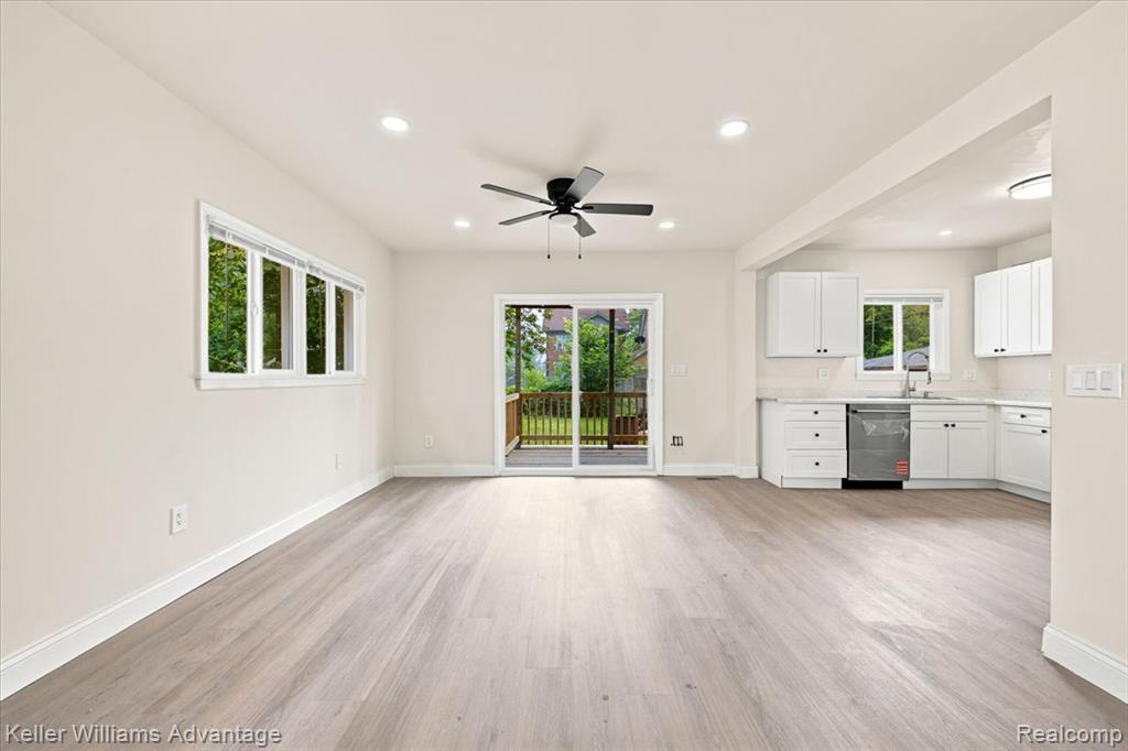3285 Hazelwood Street Property Photo 7